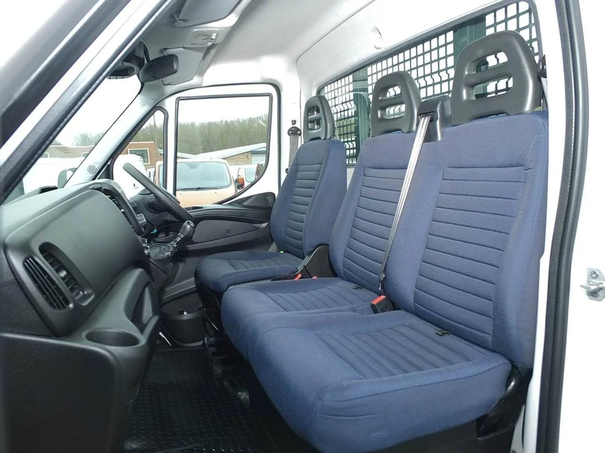 2022 Iveco Daily Dropside Van — cab interior