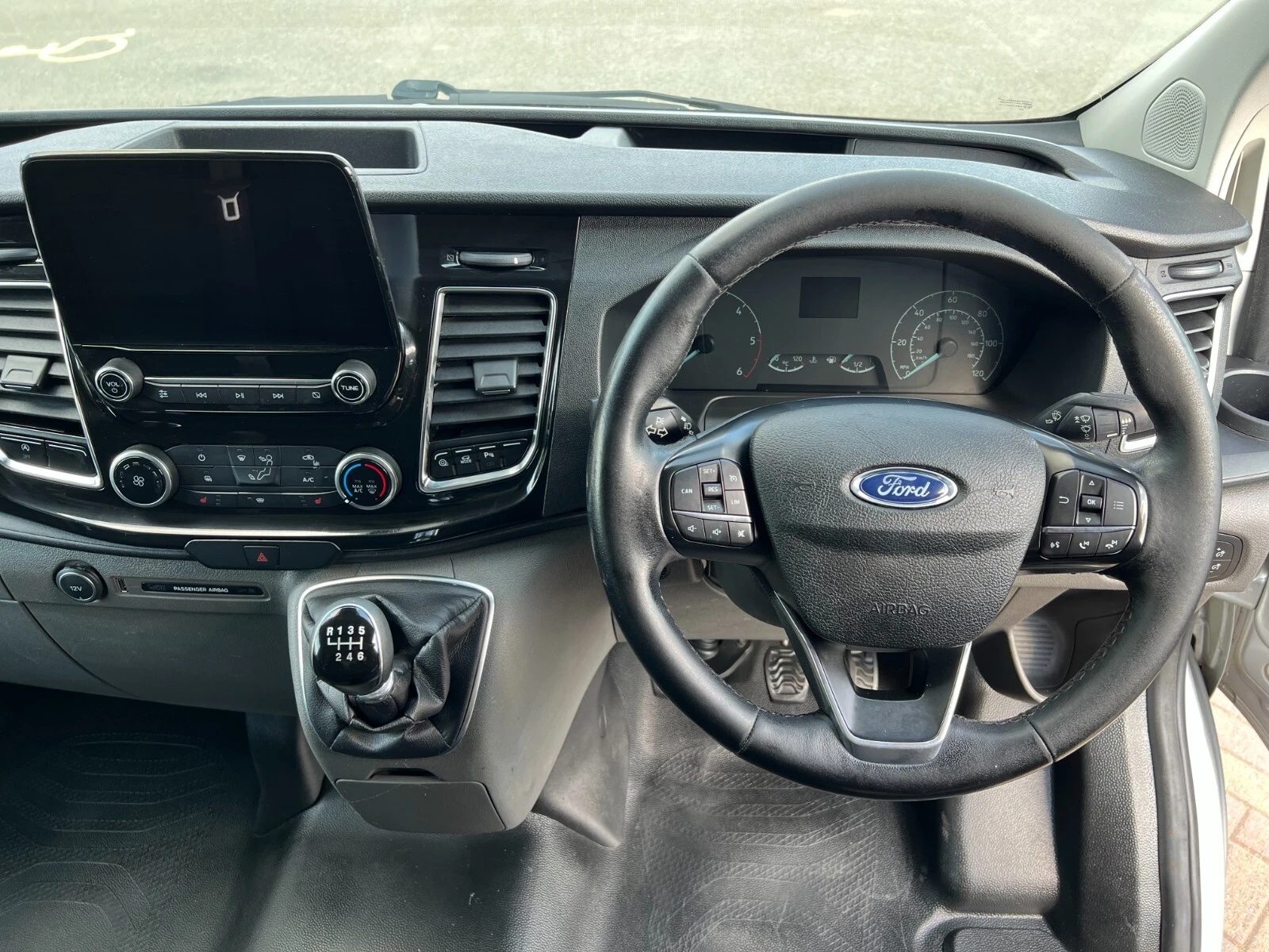 2020 Ford Transit Custom Panel Van — cab interior