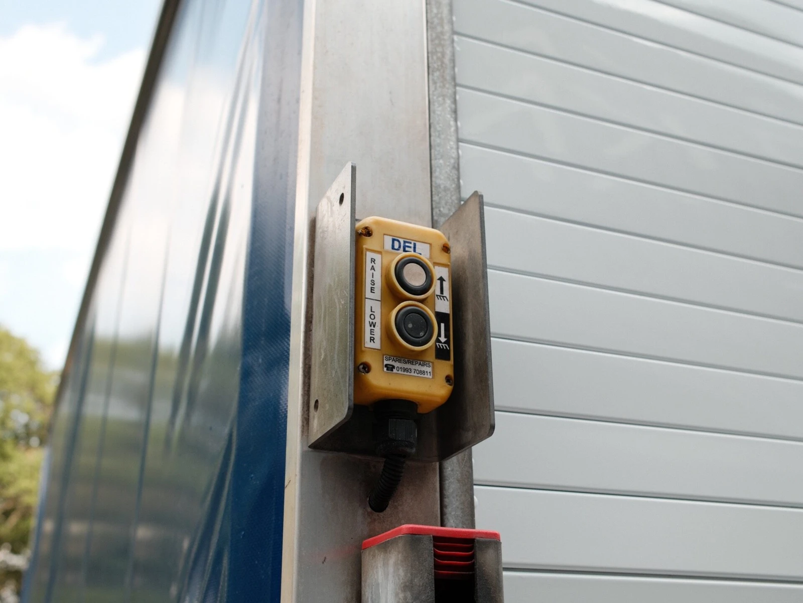 2022 Ford Transit CurtainSider Van — detail