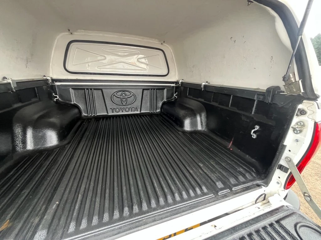 2023 Toyota Hilux Double Cab PickUp Van — cab interior