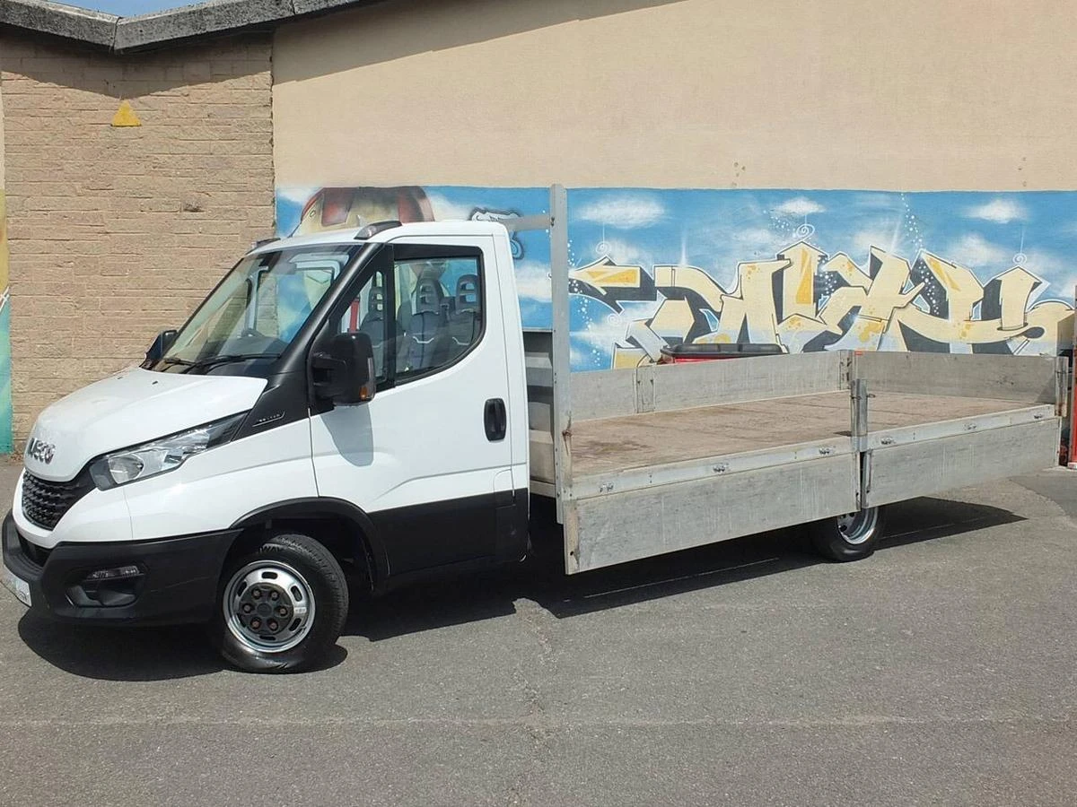 2021 Iveco Daily Dropside Van — front three-quarter view