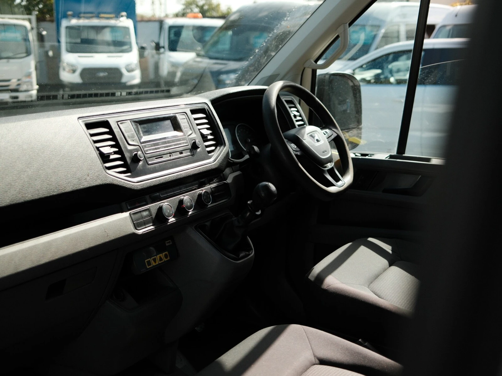 2019 MAN TGE Tipper Van — cab interior