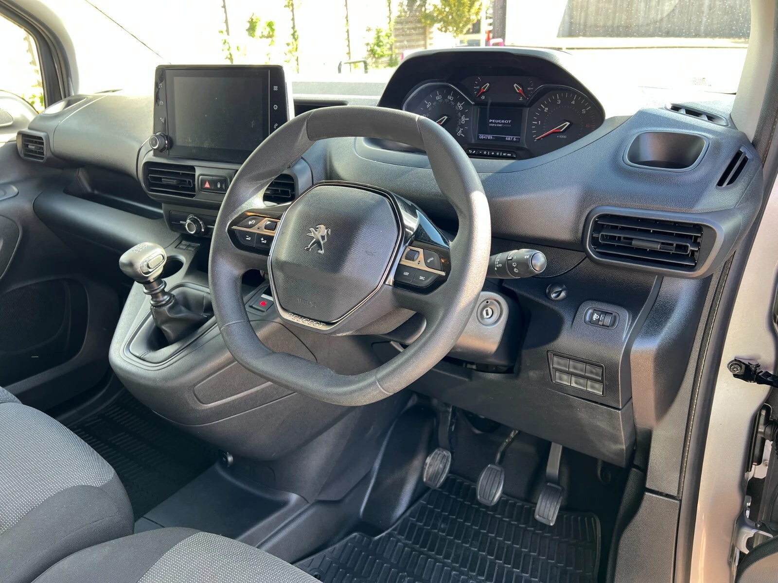 2023 Peugeot Partner Panel Van — cab interior