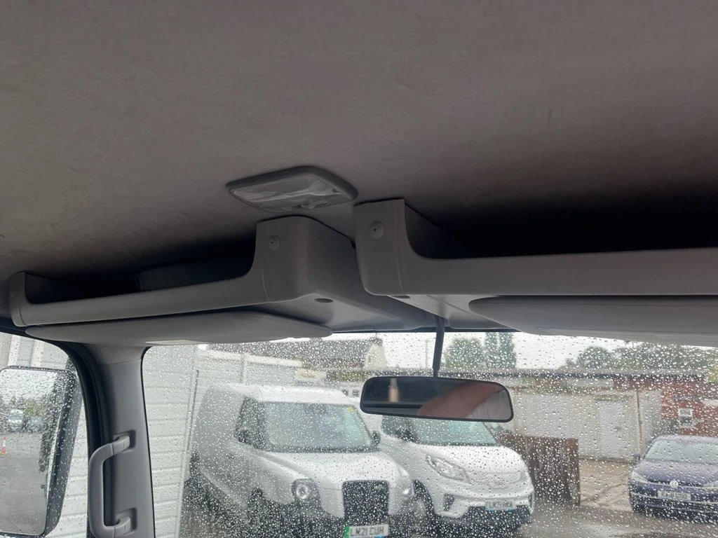 2023 Isuzu Grafter Tipper Van — cab interior