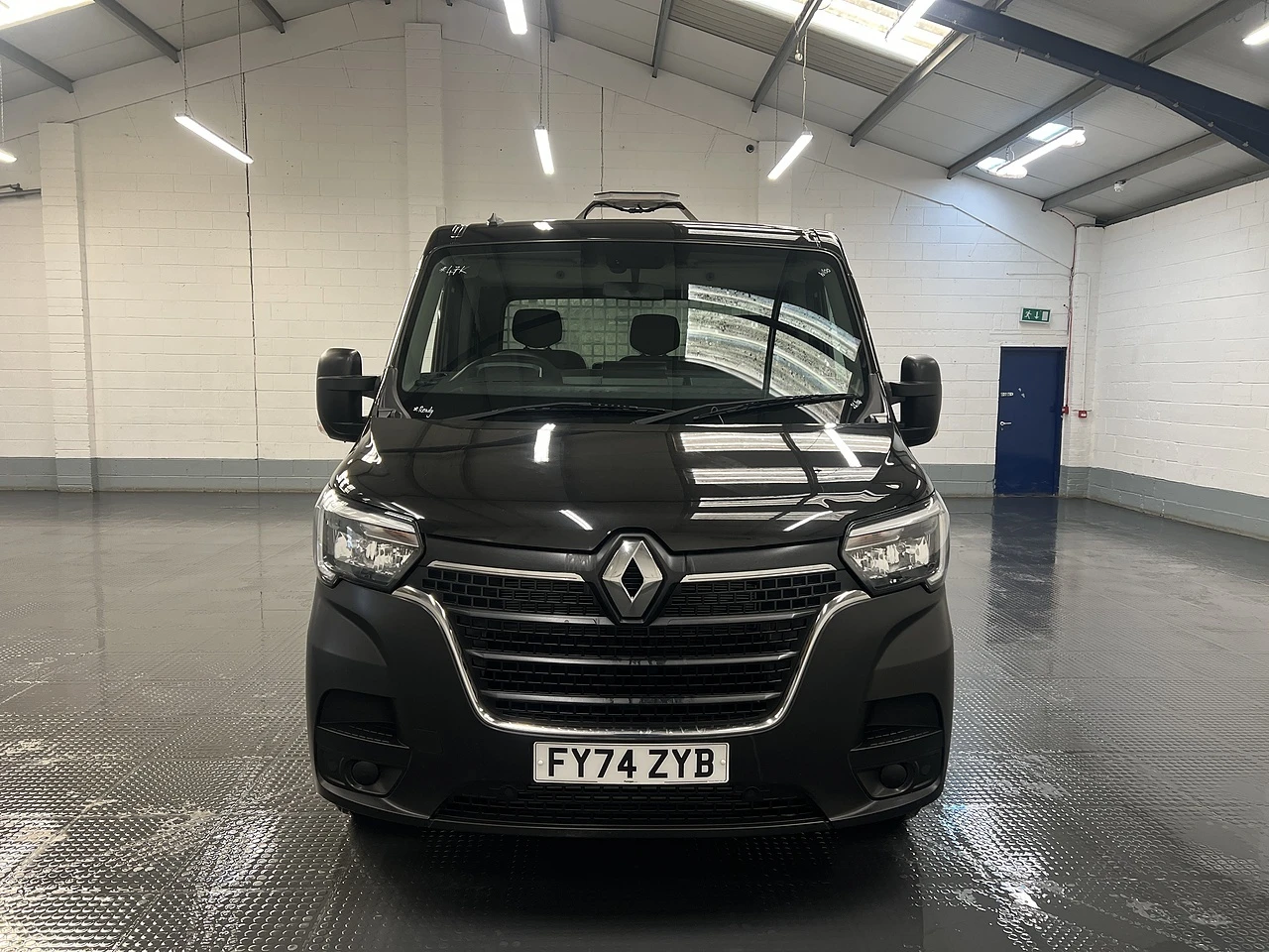2024 Renault Master Transporter Van — front view