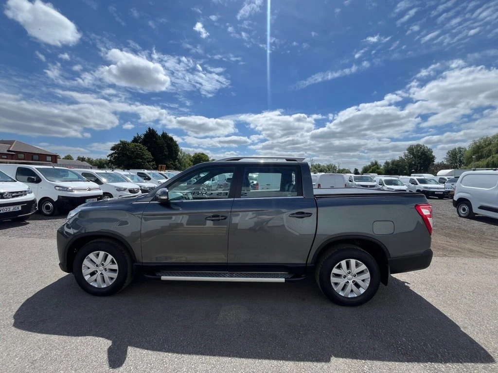 2023 SsangYong Musso Double Cab PickUp Van — side view
