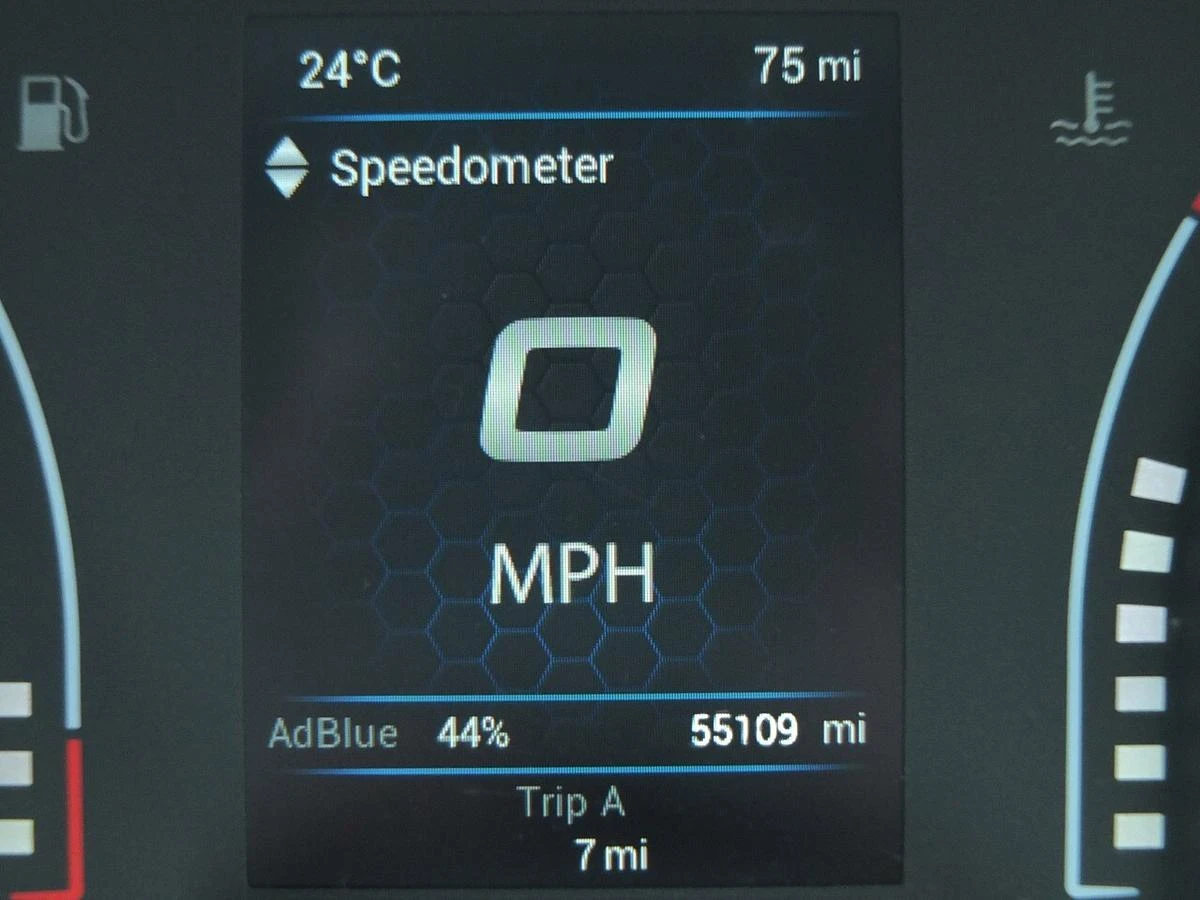 2022 Iveco Daily Luton Box Van — cab interior