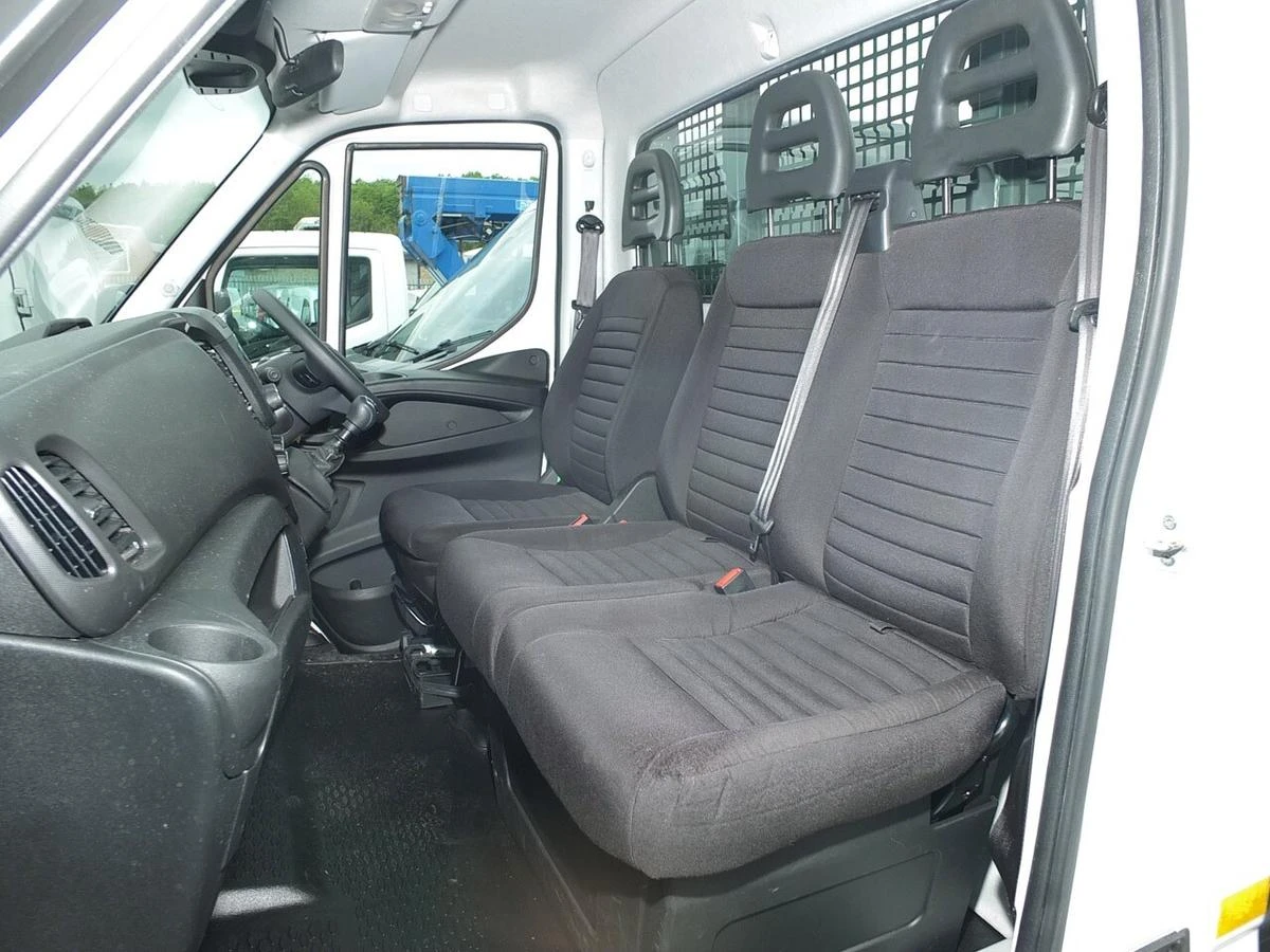 2023 Iveco Daily Tipper Van — cab interior