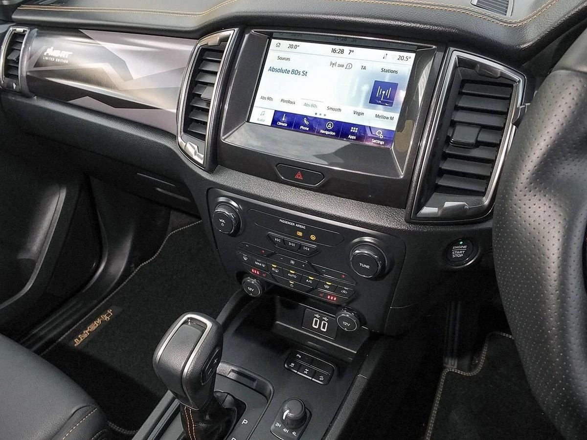 2023 Ford Ranger Double Cab PickUp Van — cab interior