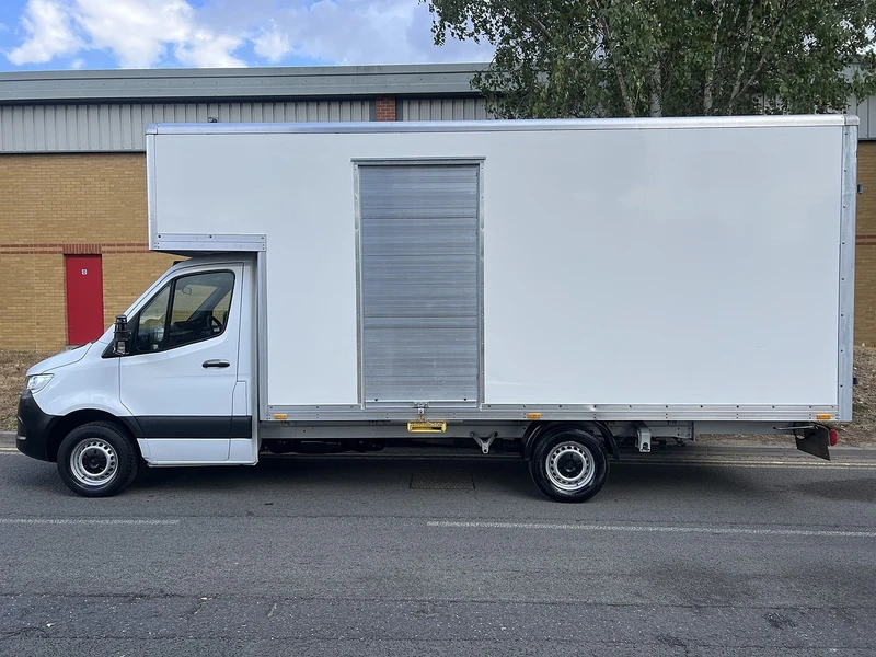 2020 Mercedes-Benz Sprinter Luton Box Van — side view