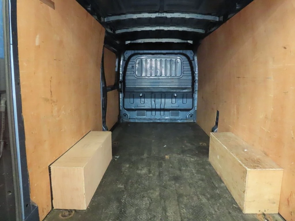 2023 Maxus Deliver 9 High Roof Panel Van — cab interior